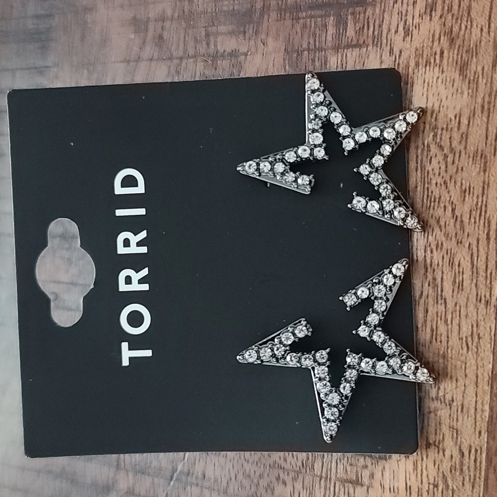 NWT Torrid Silver tone pave star earrings